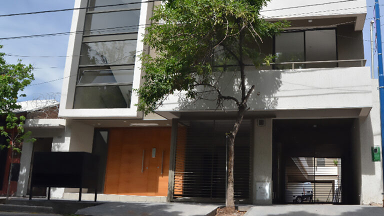 8. Fachada del Edificio Sendas